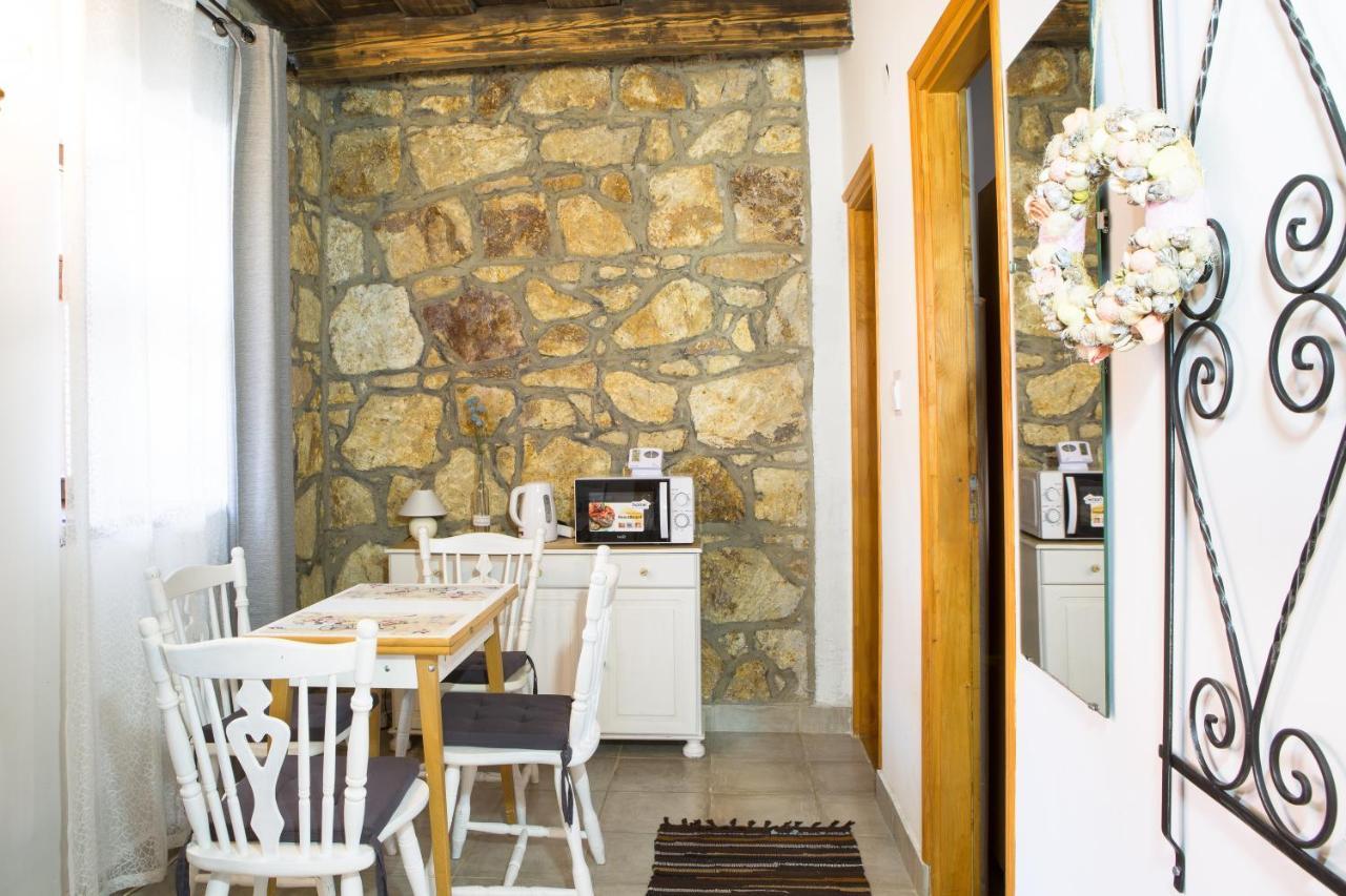 Tokaj Hill Panorama Guesthouse เซเรนช์ ภายนอก รูปภาพ
